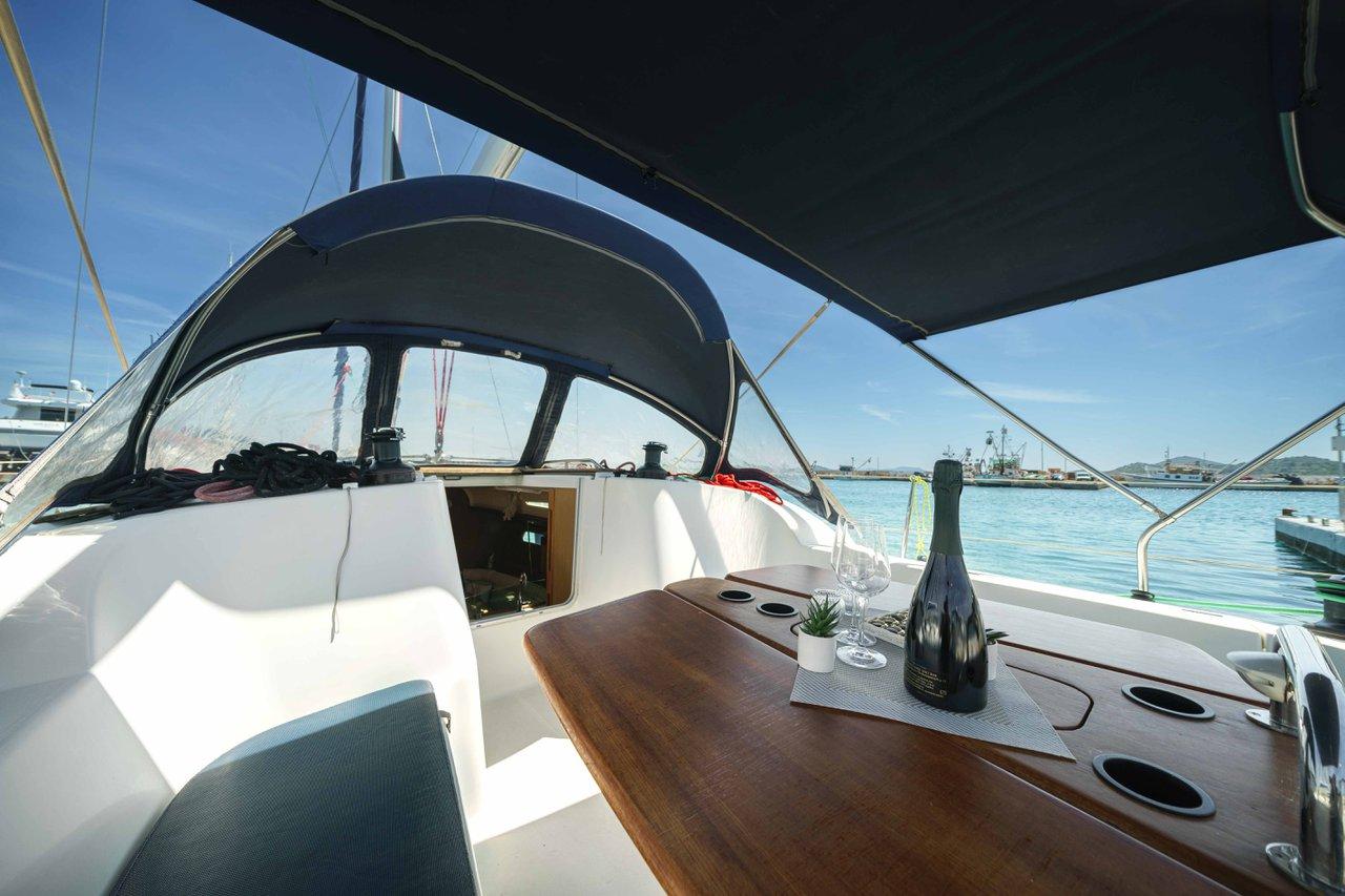 Sun Odyssey 42i, picture 13