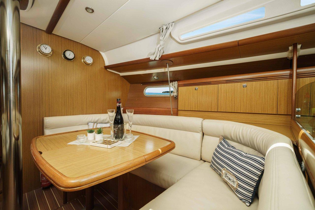 Sun Odyssey 42i, picture 27