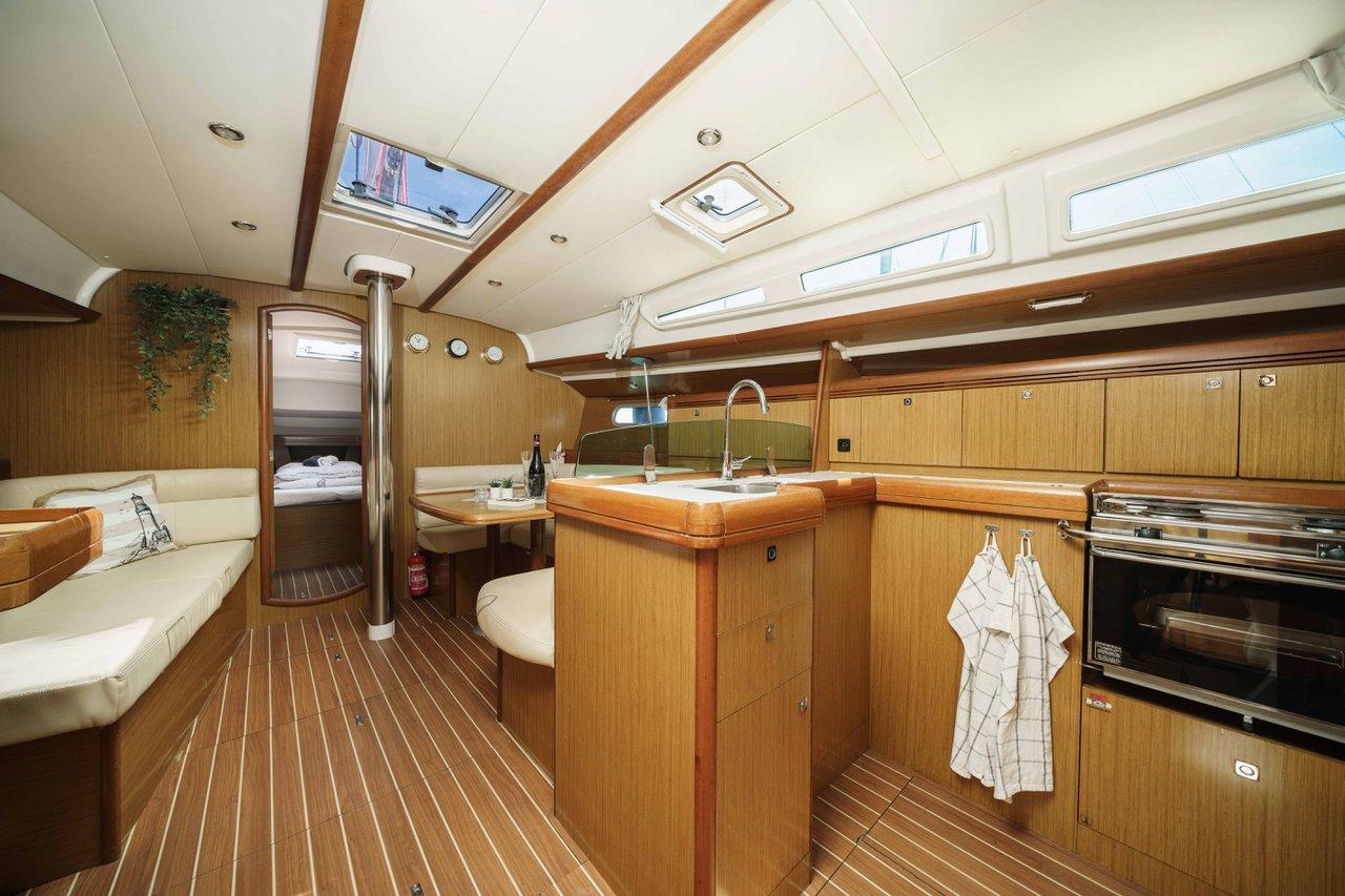 Sun Odyssey 42i, picture 26