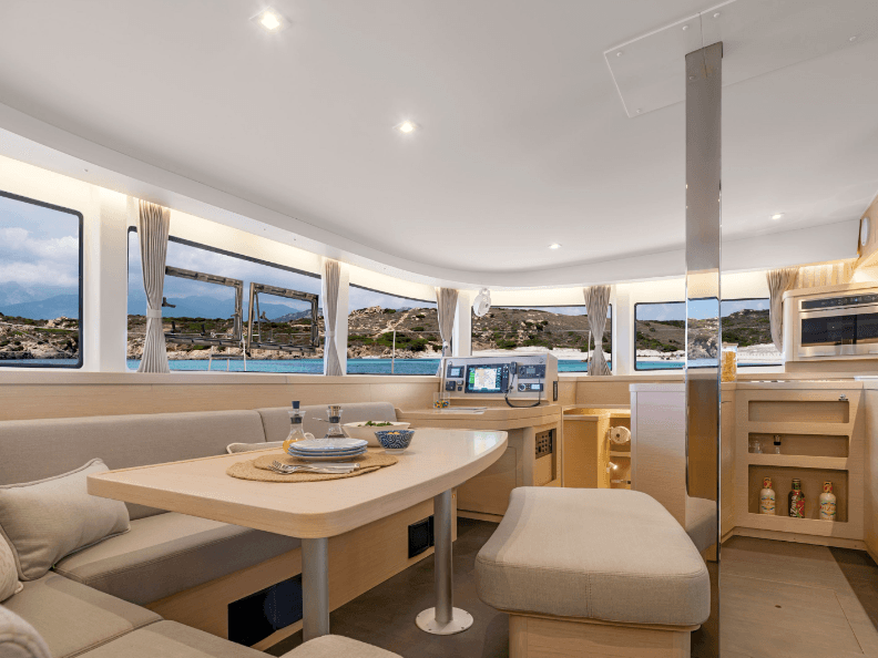 Lagoon 42 - 4 + 2 cab., picture 5