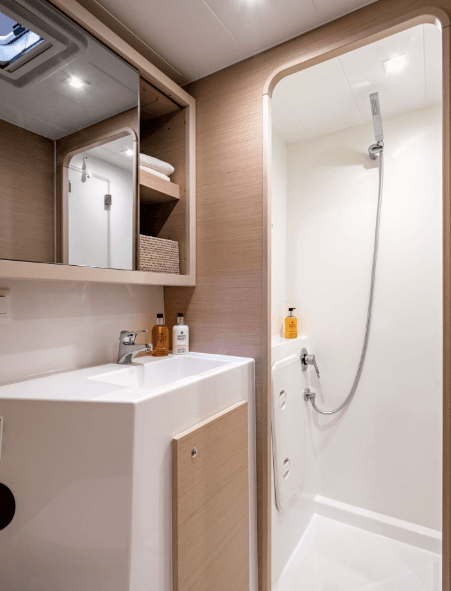 Lagoon 42 - 4 + 2 cab., picture 7