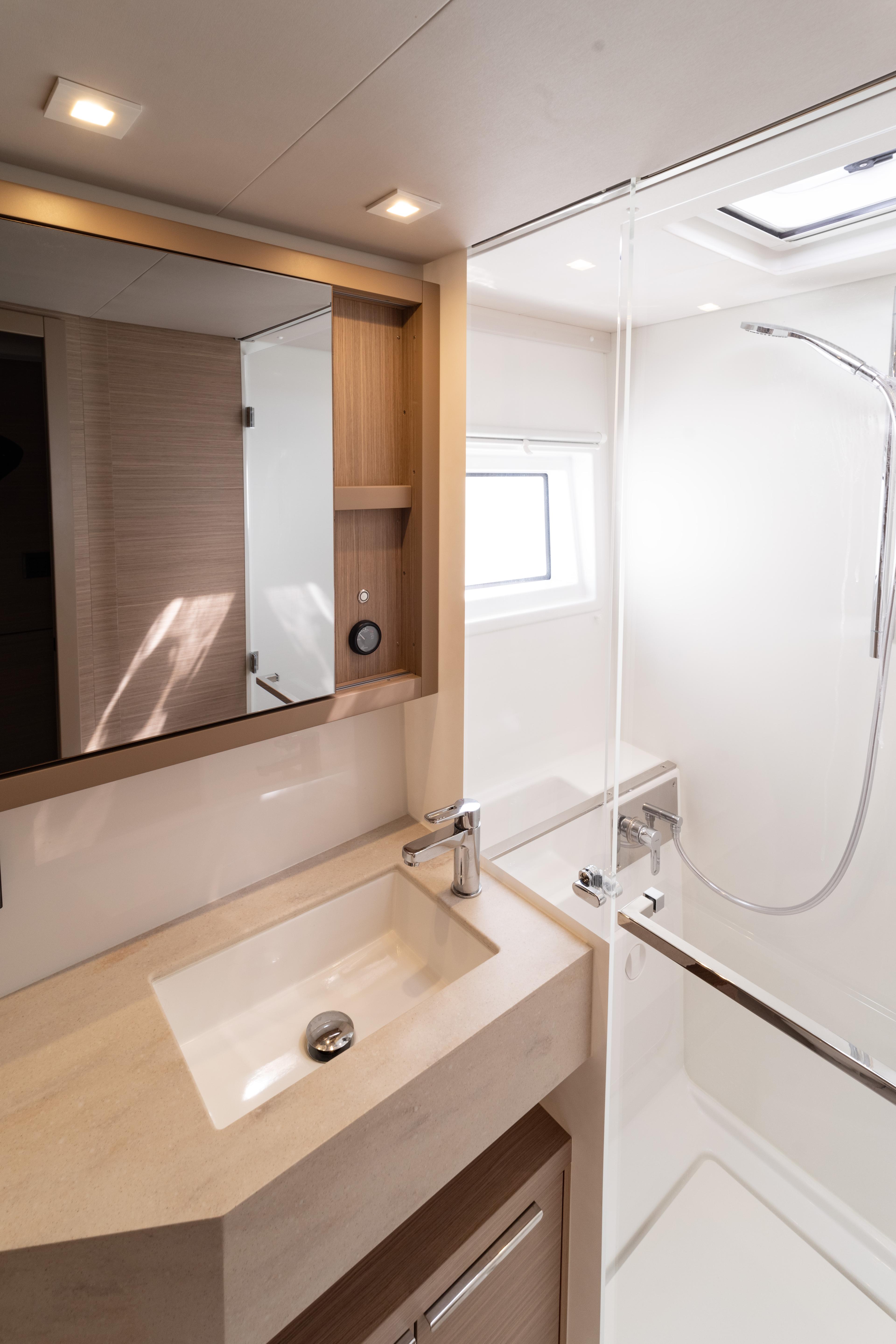 Lagoon 46 - 4 + 2 cab., picture 18