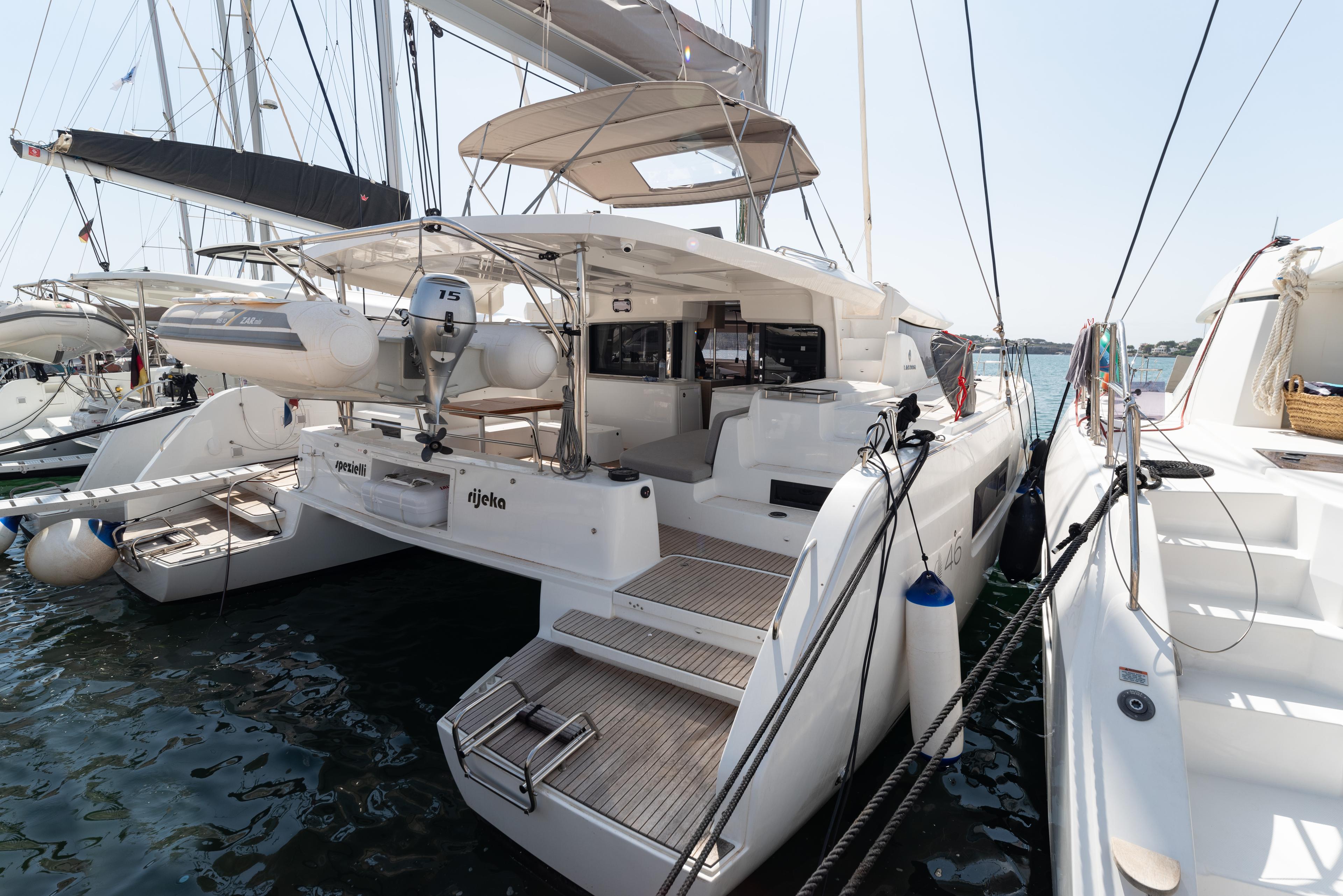 Lagoon 46 - 4 + 2 cab., picture 3