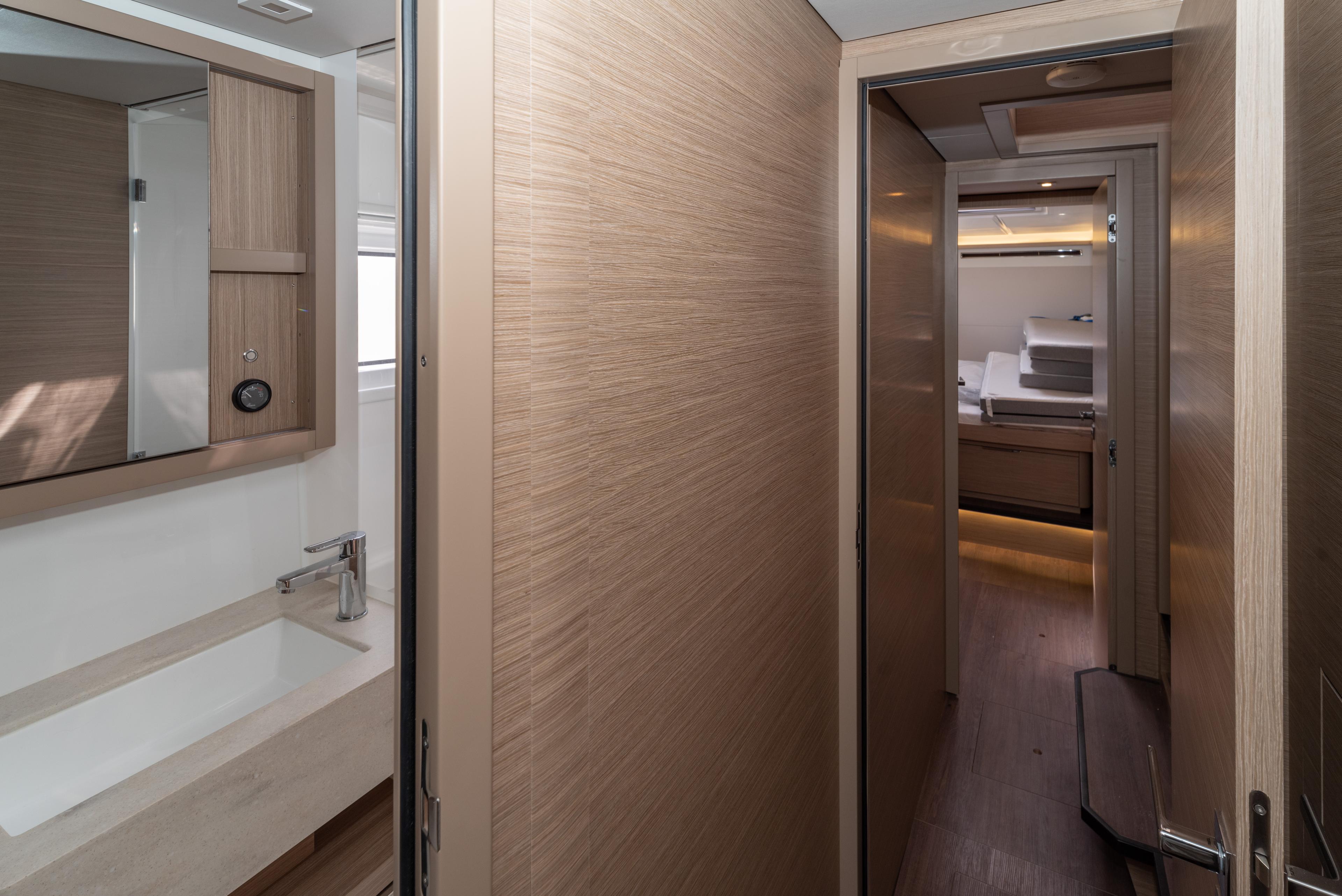 Lagoon 46 - 4 + 2 cab., picture 17