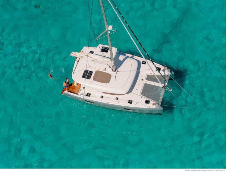 Lagoon 42 - 4 + 2 cab., picture 4