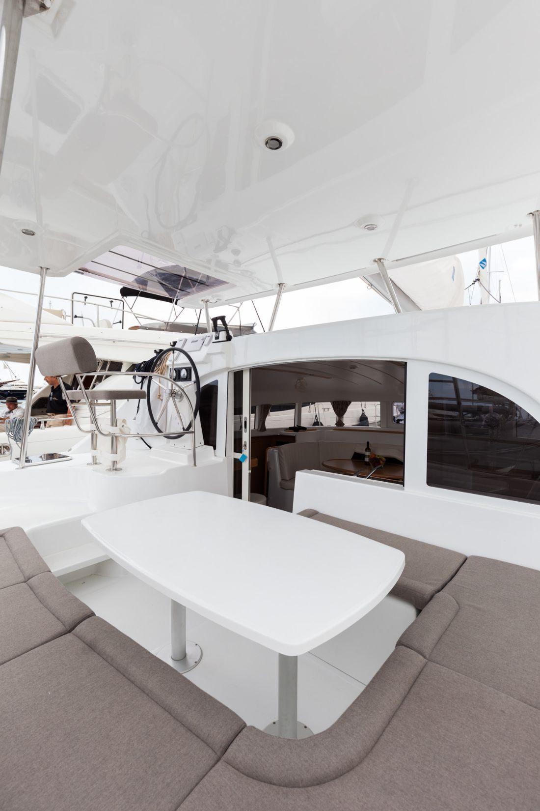 Lagoon 380 S2 - 4 + 2 cab. - Vienna, picture 5