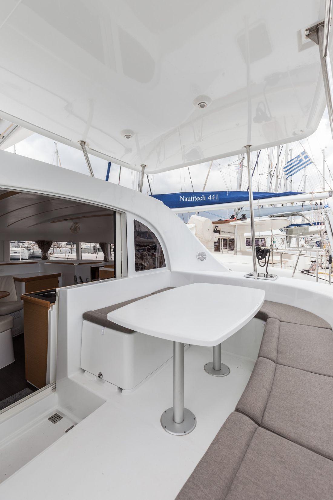 Lagoon 380 S2 - 4 + 2 cab. - Vienna, picture 4