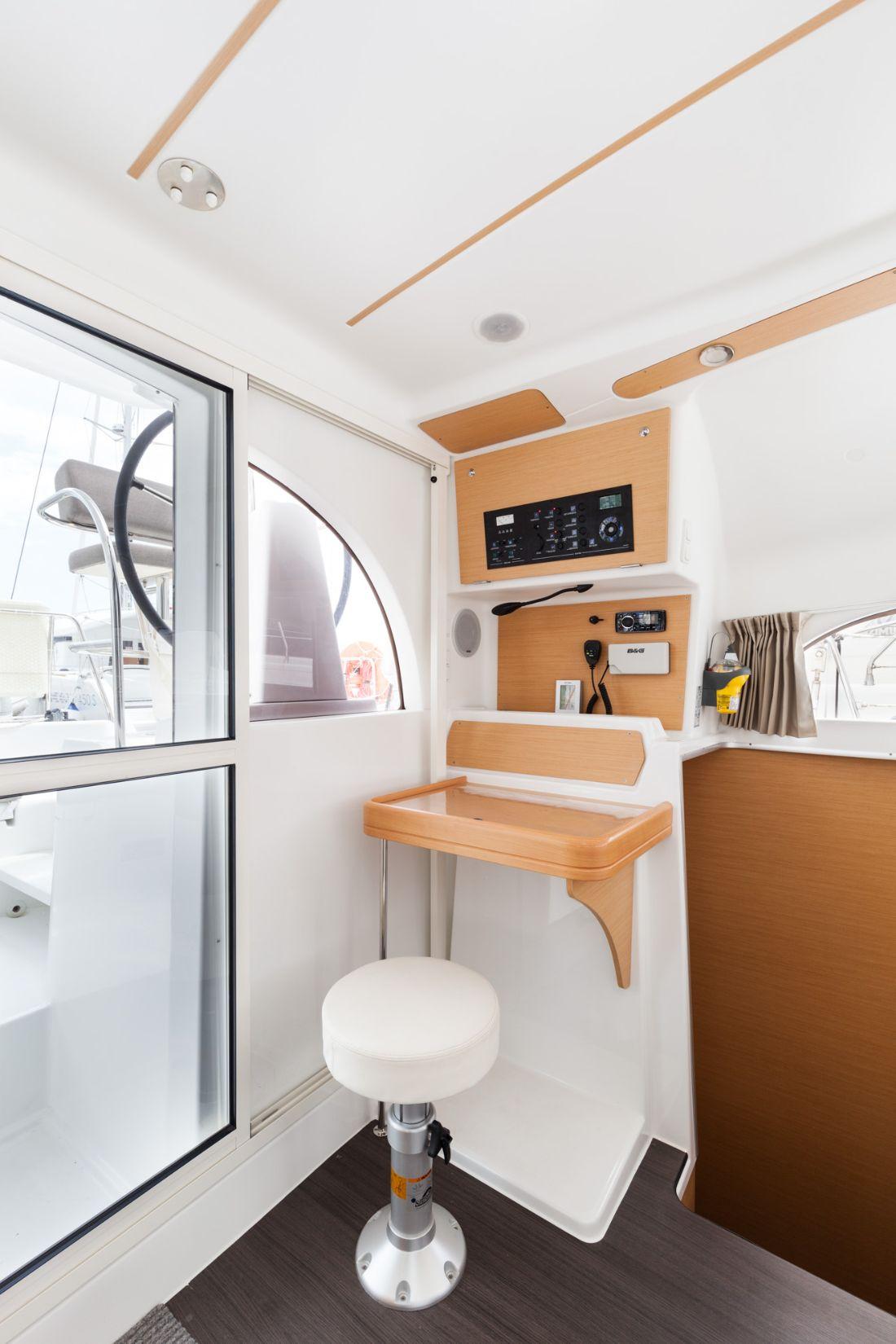 Lagoon 380 S2 - 4 + 2 cab. - Vienna, picture 12