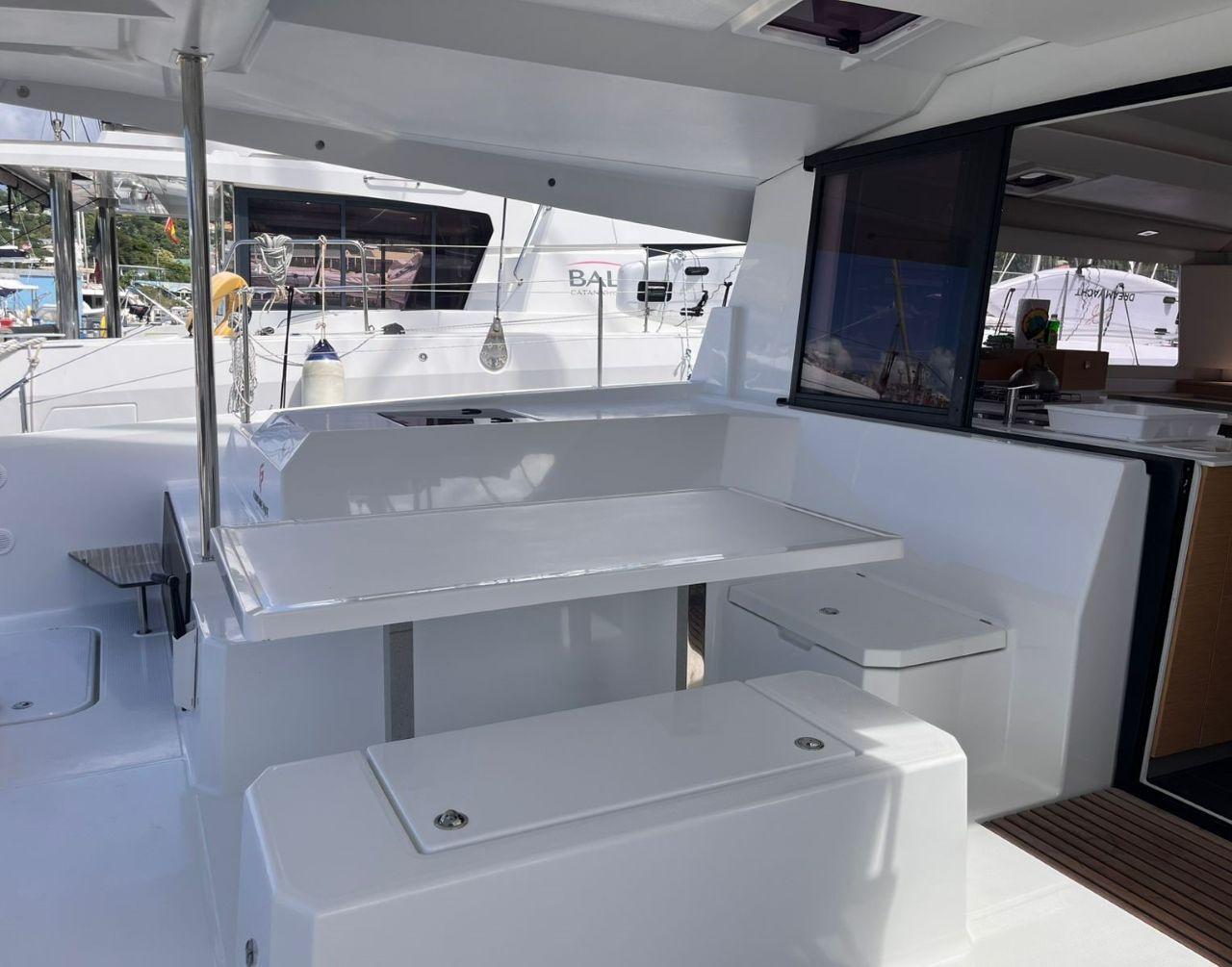 Fountaine Pajot Astrea 42 - 4 + 2 cab., picture 7