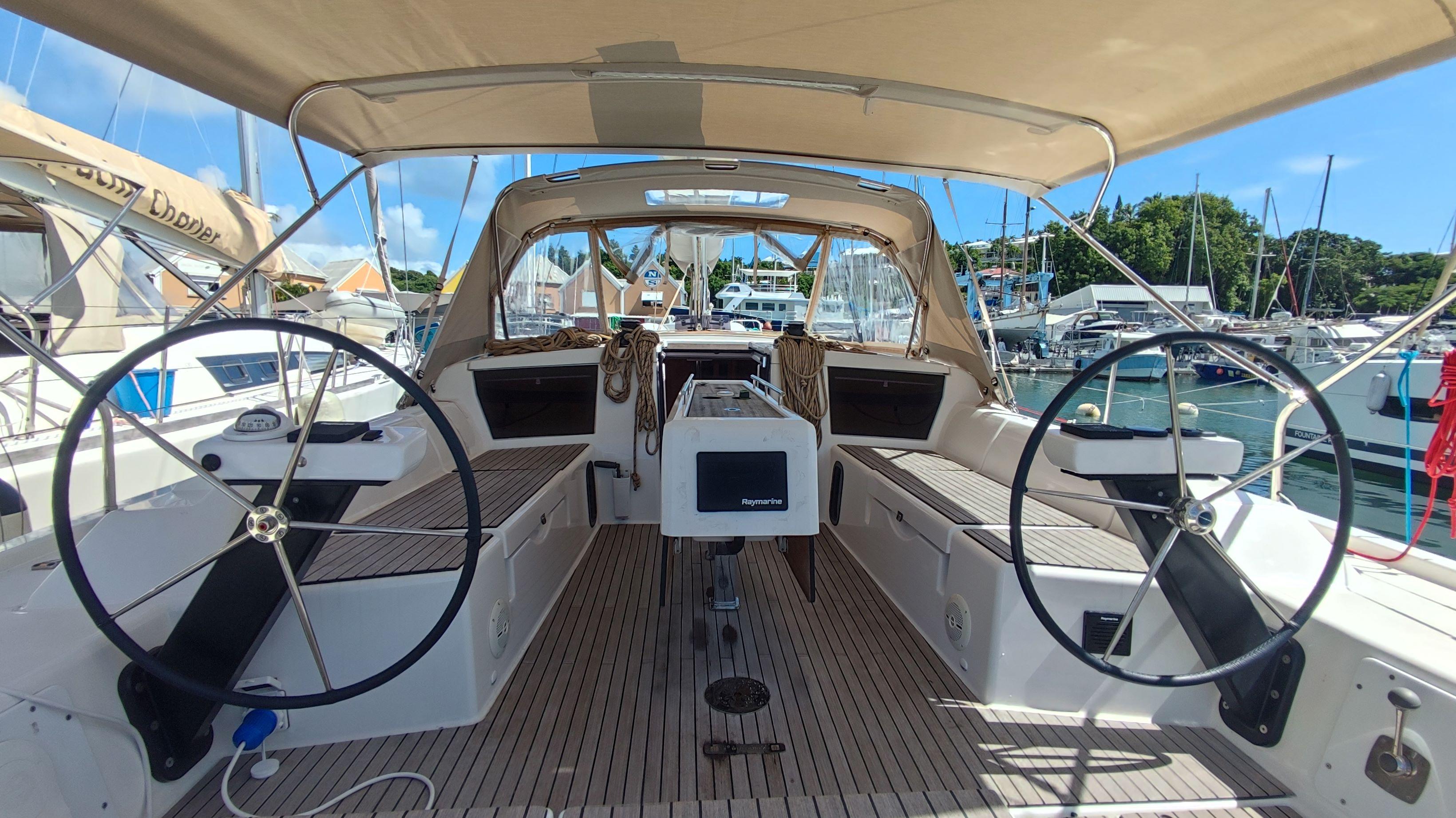 Dufour 430 GL, picture 6