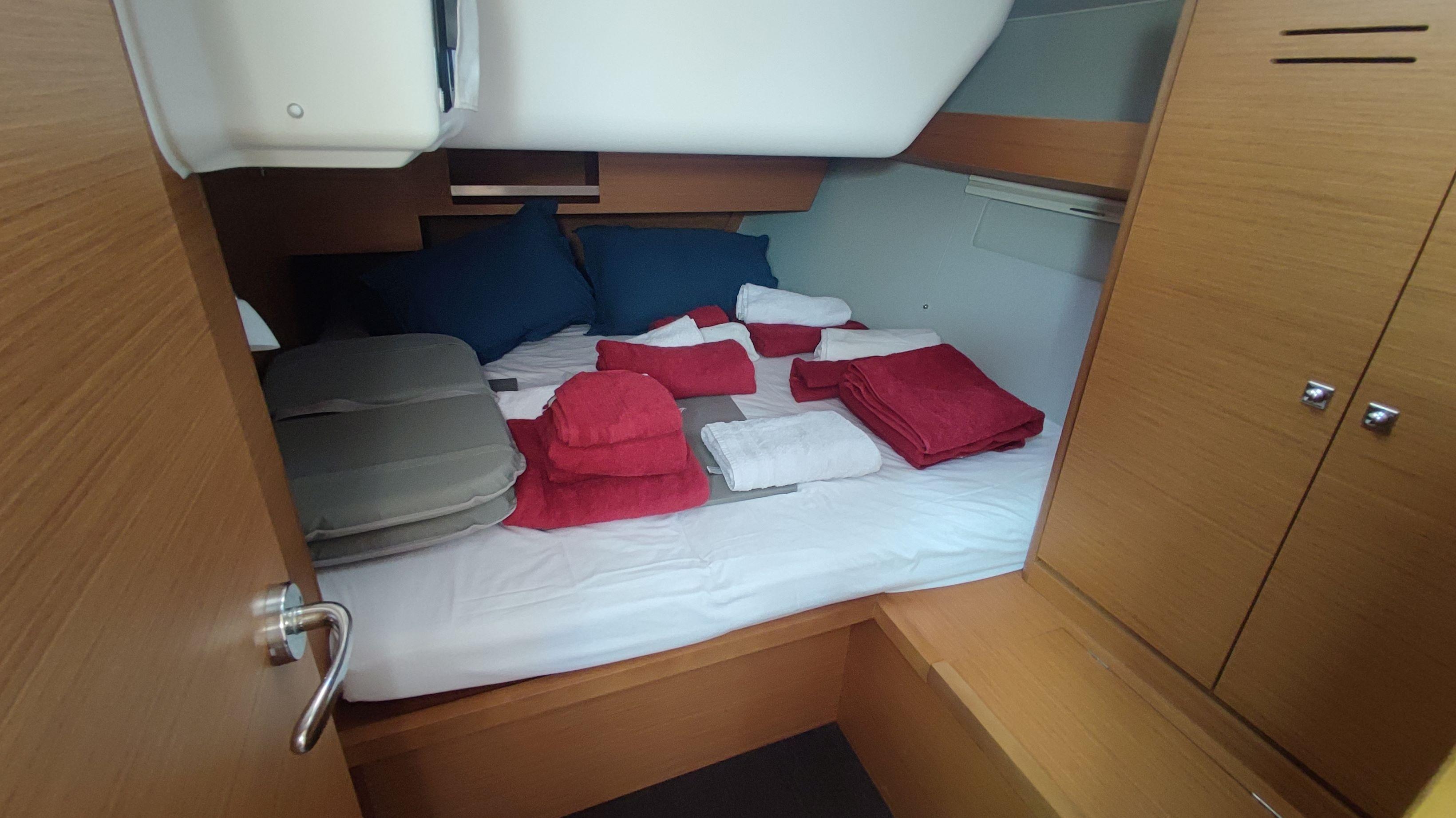 Dufour 430 GL, picture 10