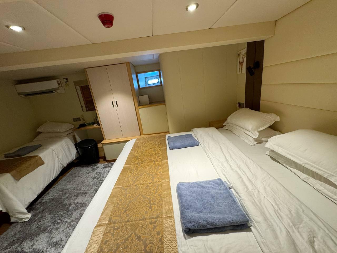 North Seven - North Seven Liveaboard, picture 28