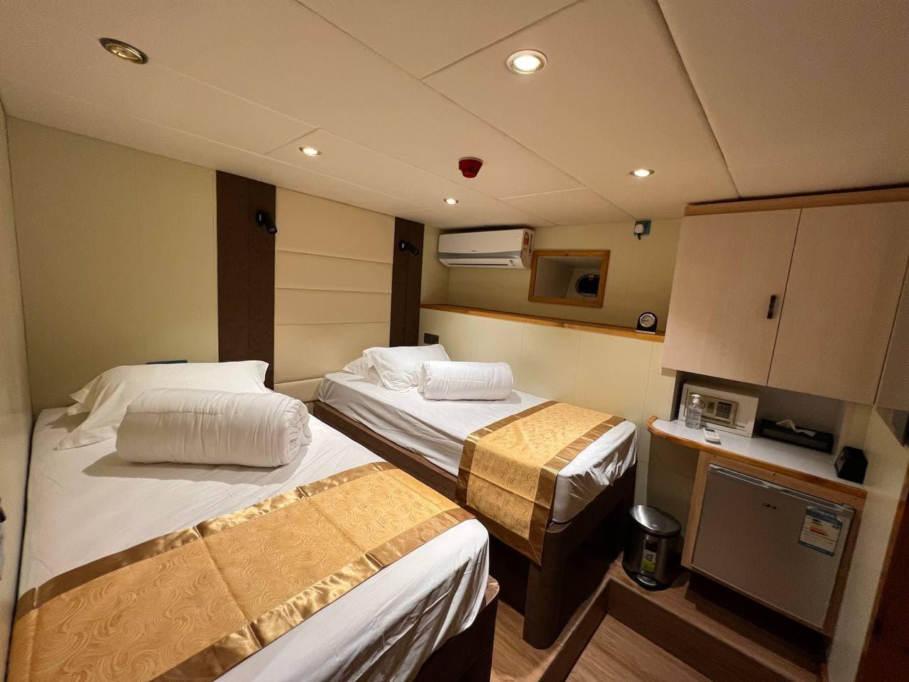 North Seven - North Seven Liveaboard, picture 26