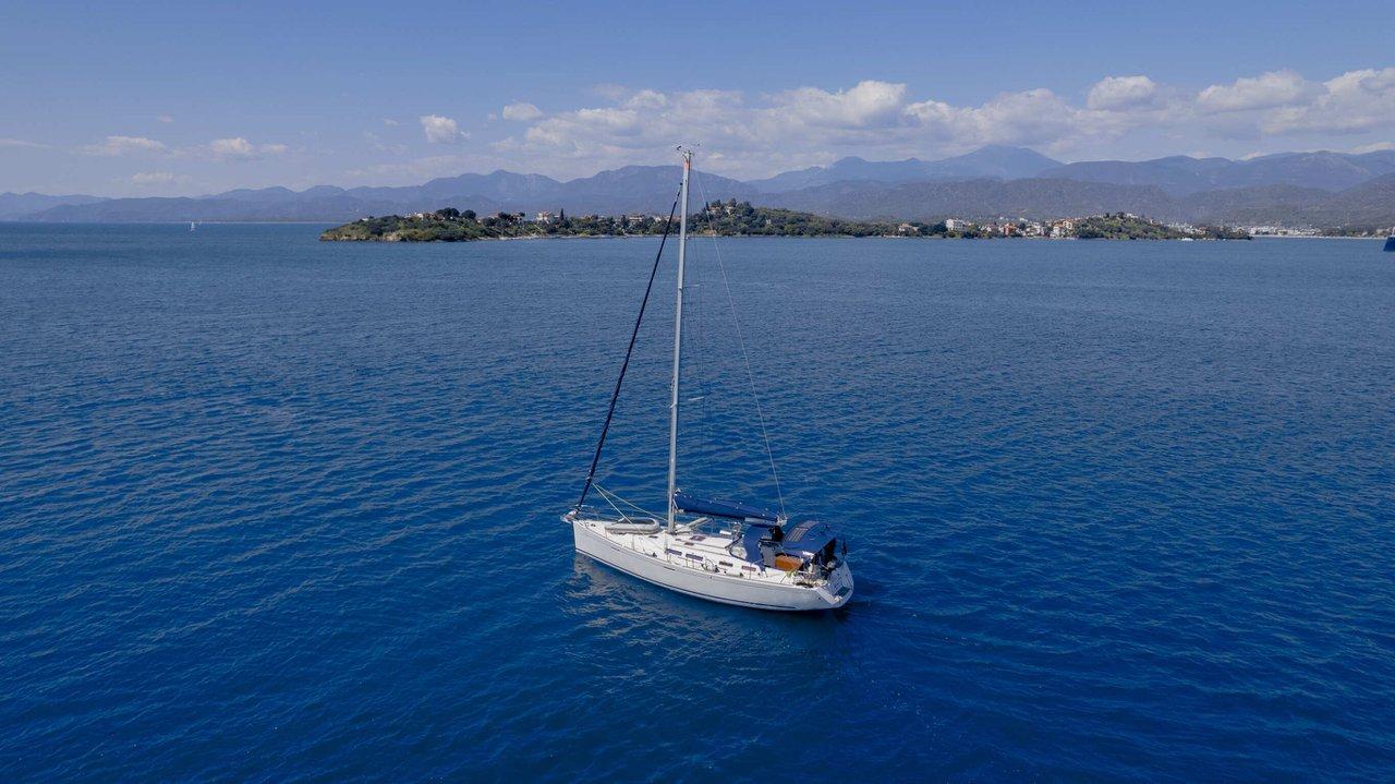 Dufour 425 GL, picture 4