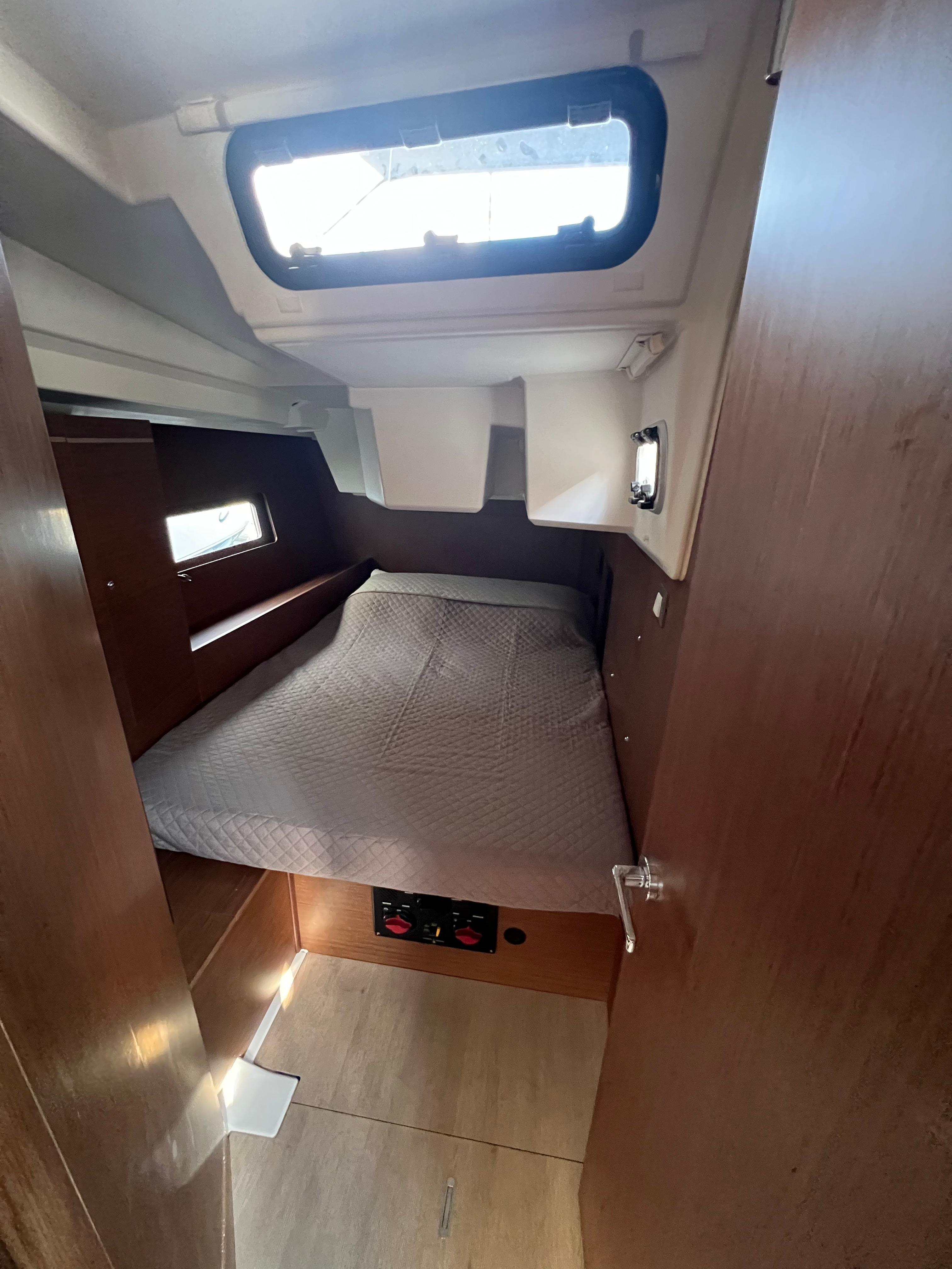 Oceanis 46.1, picture 16