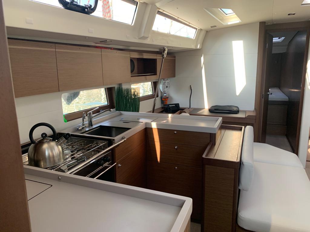 Oceanis 51.1 - 5 + 1 cab., picture 12