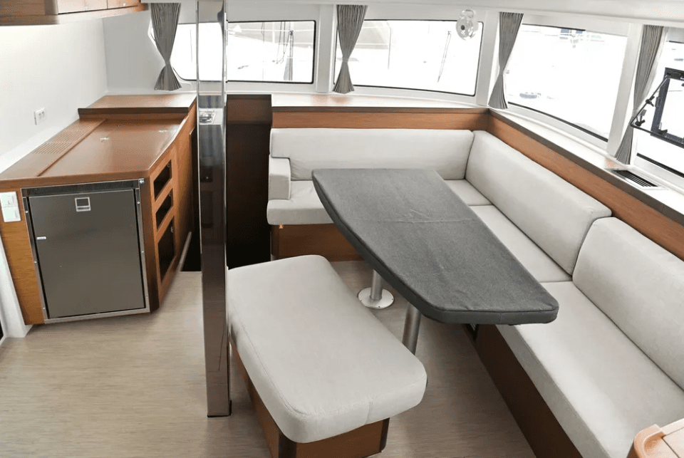 Lagoon 42 - 4 + 2 cab., picture 5