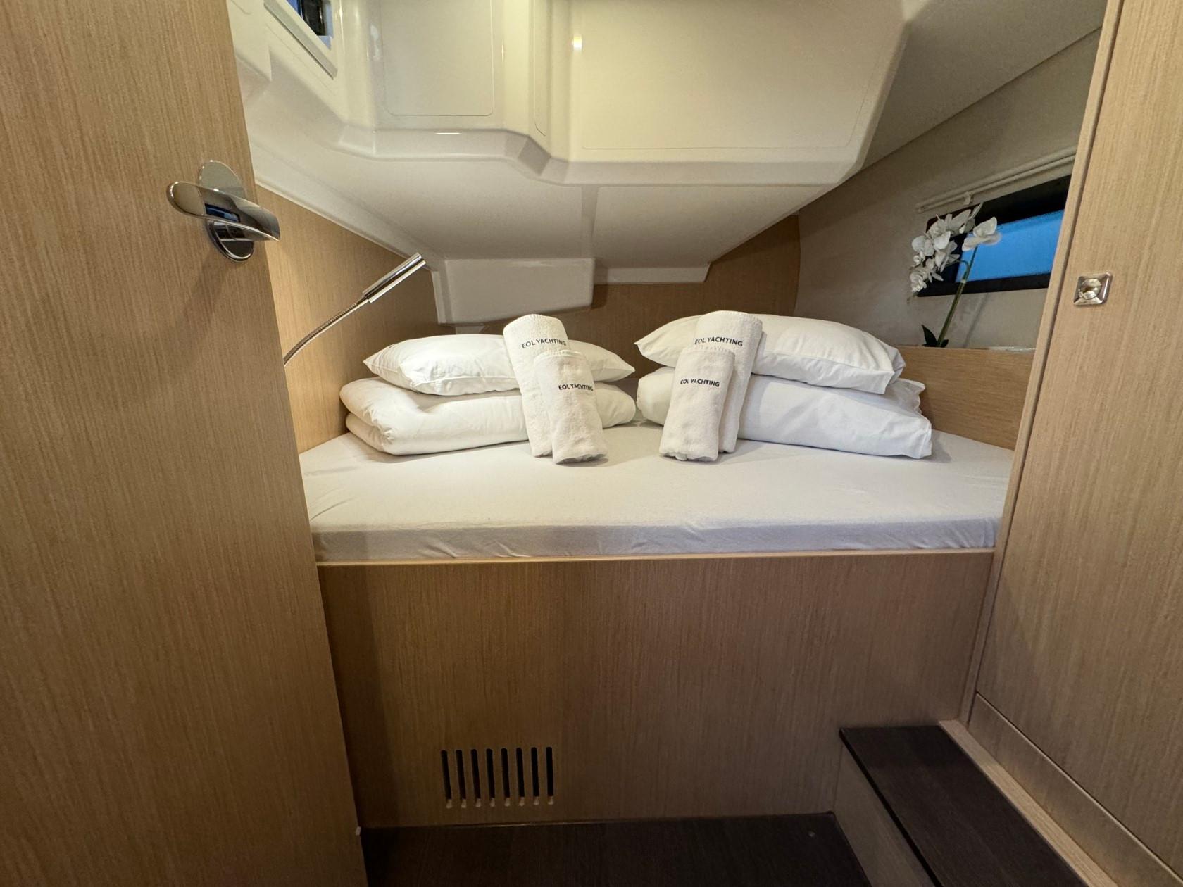 Bavaria C42, picture 40