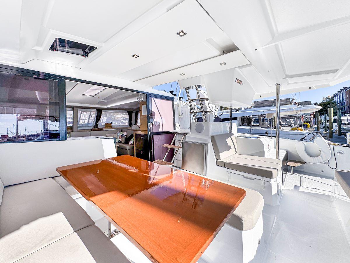 Fountaine Pajot Astrea 42 Maestro, picture 6