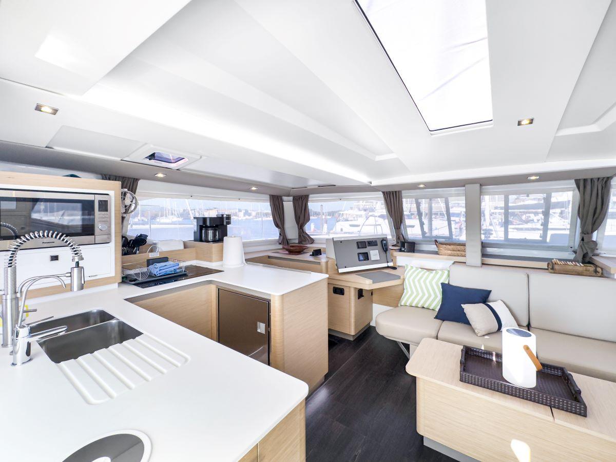 Fountaine Pajot Astrea 42 Maestro, picture 14