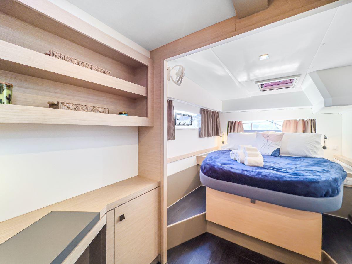 Fountaine Pajot Astrea 42 Maestro, picture 18