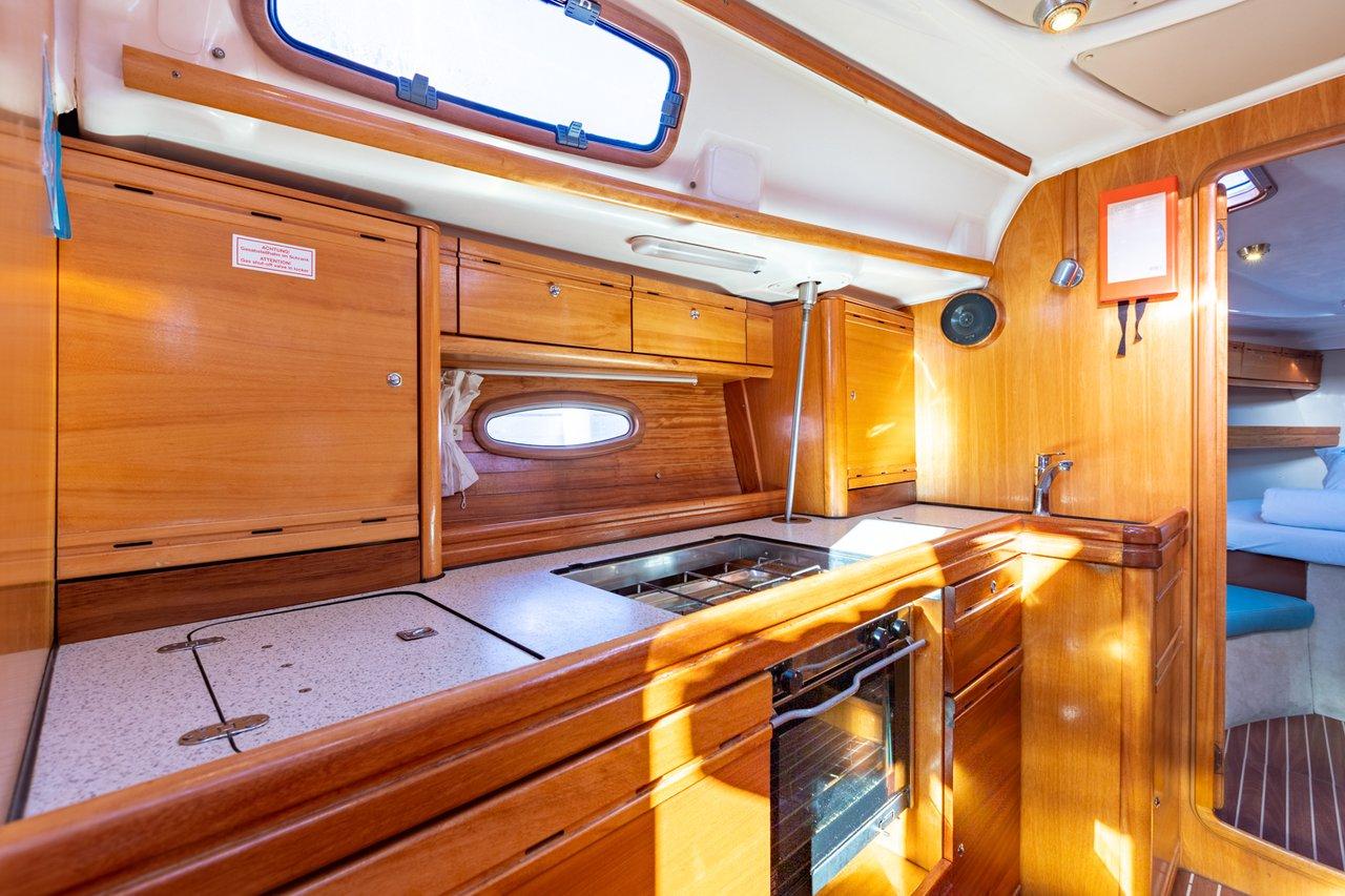 Bavaria 39 Cruiser, picture 7