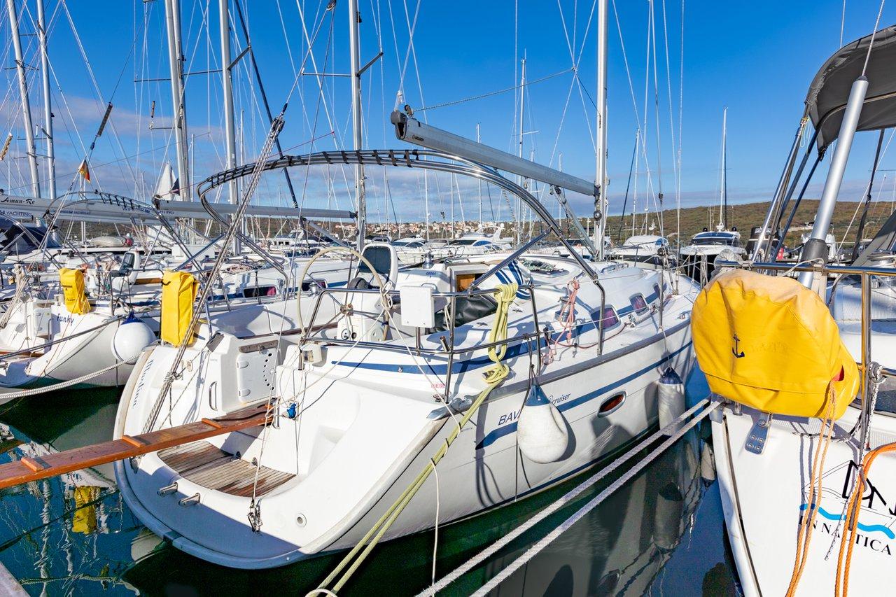 Bavaria 39 Cruiser, picture 3