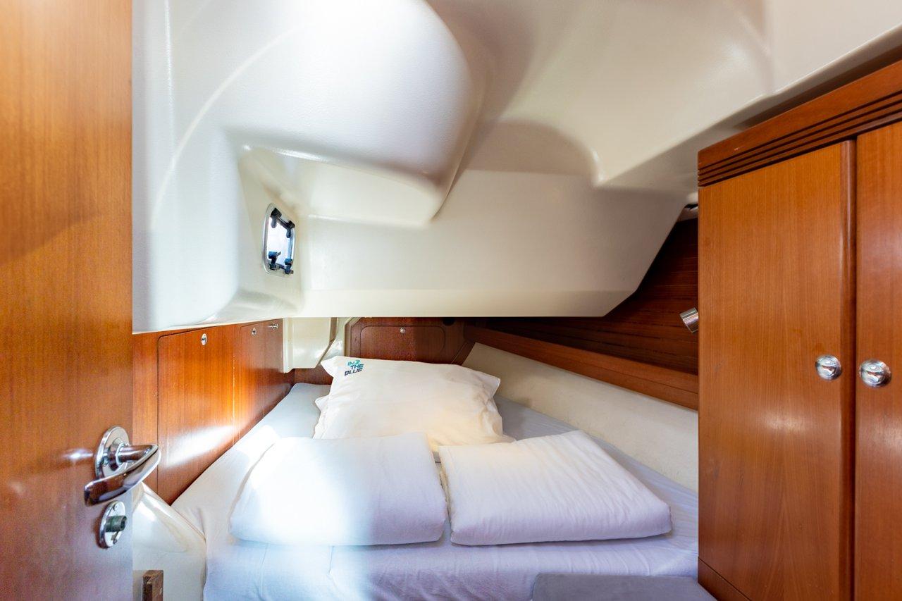 Dufour 44 - 4 cab.*, picture 12