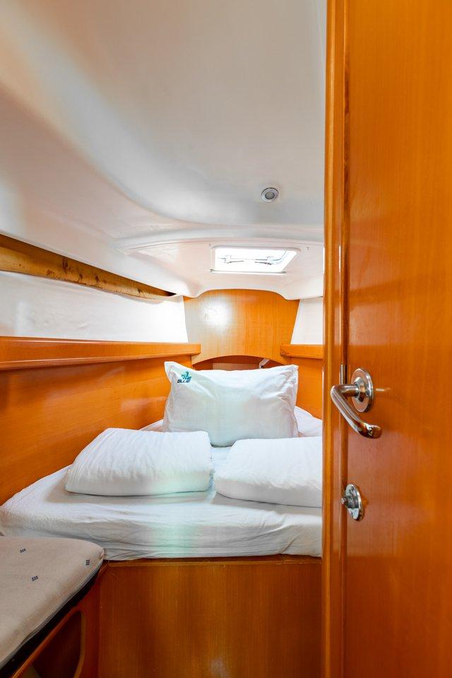 First 40.7, picture 15