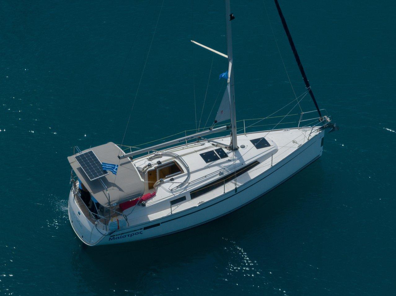 Bavaria Cruiser 33, picture 5