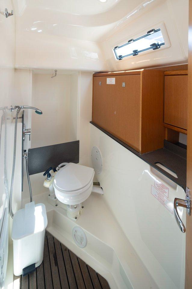 Bavaria Cruiser 33, picture 19