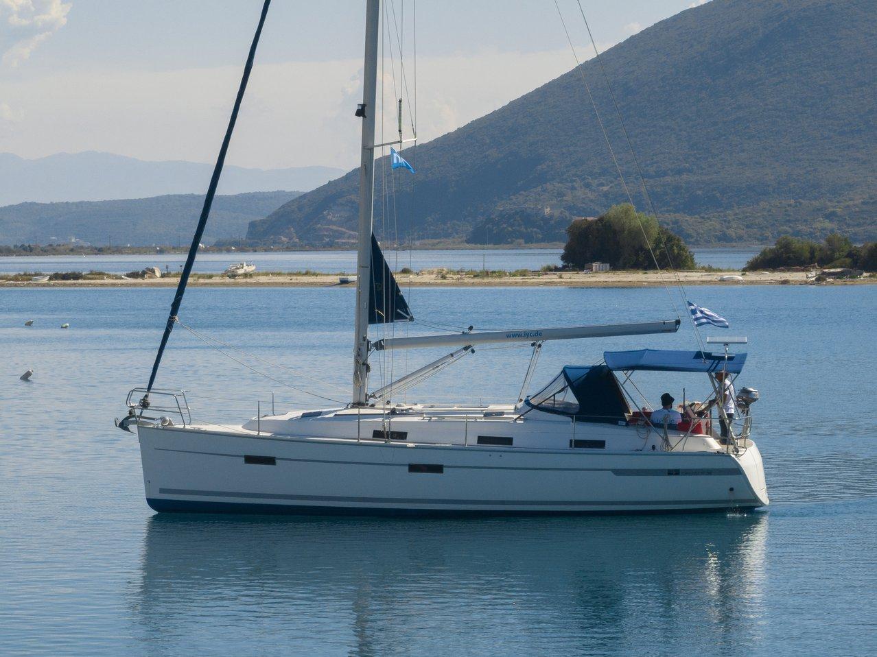 Bavaria Cruiser 36, picture 7