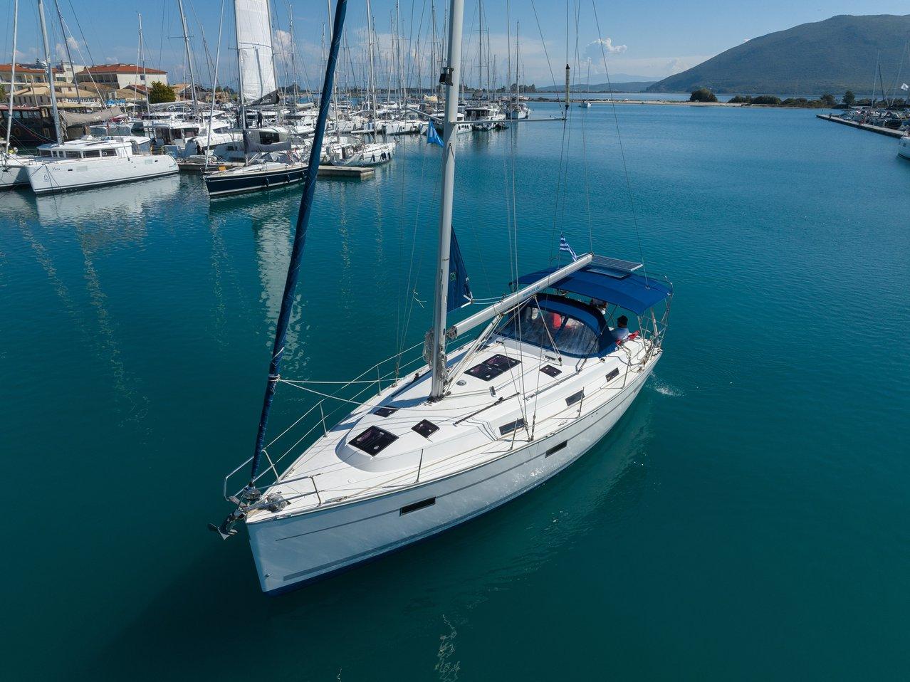 Bavaria Cruiser 36, picture 4