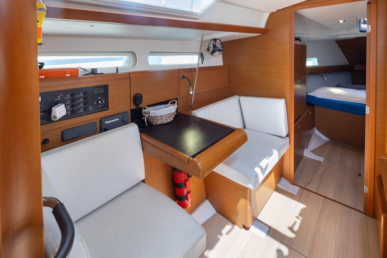 Sun Odyssey 419 - 3 cab., picture 10