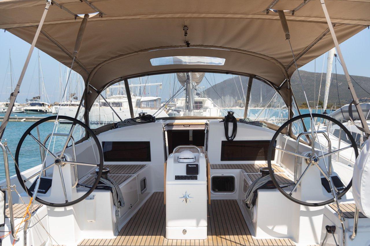 Sun Odyssey 440 - 4 cab., picture 10
