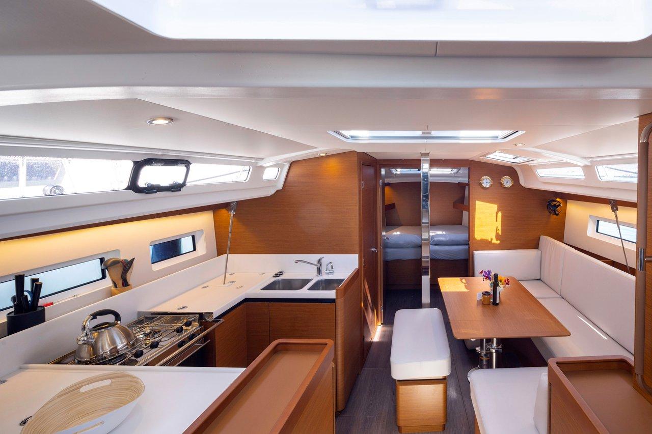 Sun Odyssey 440 - 4 cab., picture 11
