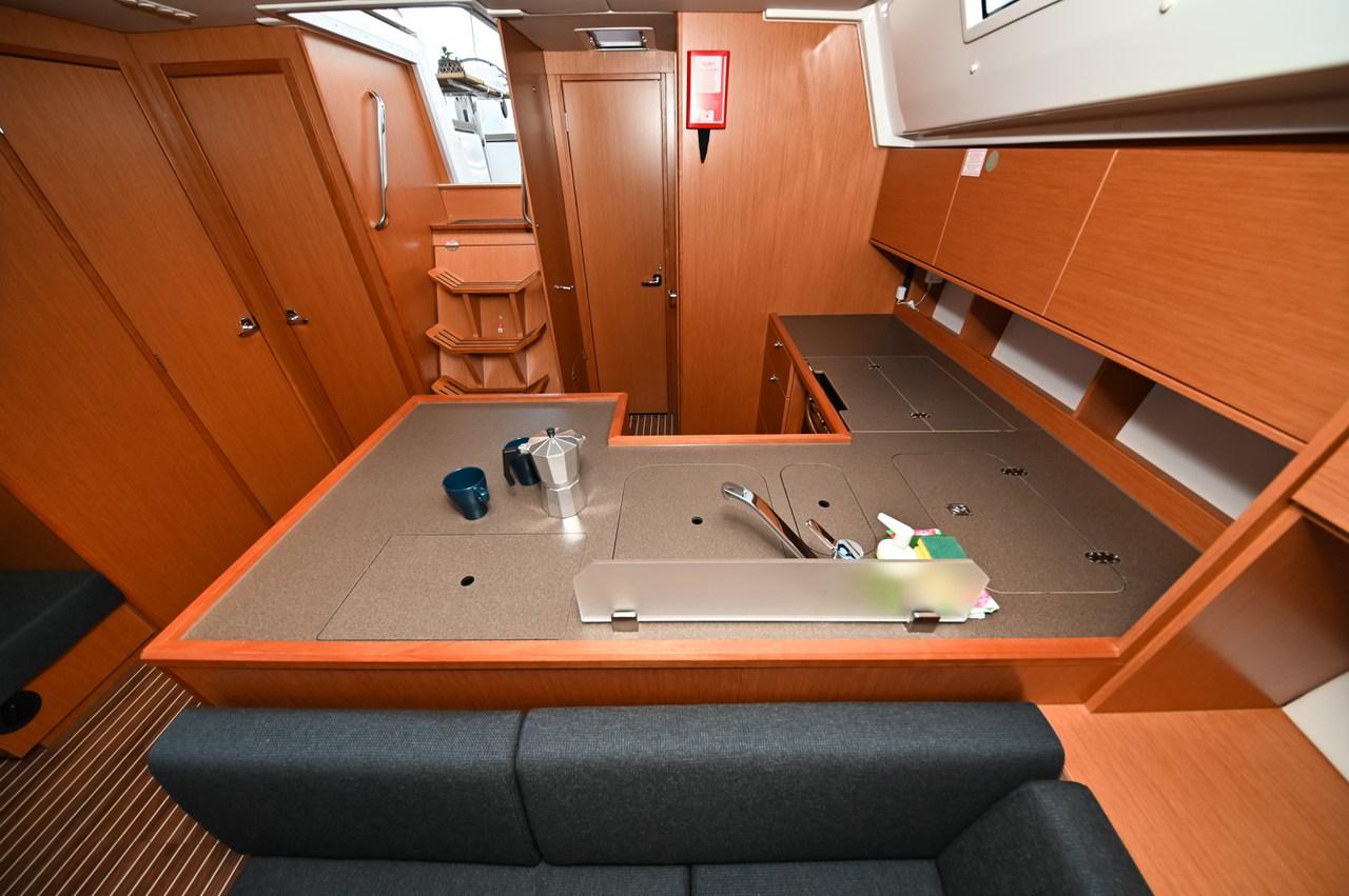 Bavaria C50 - 5 cab., picture 11