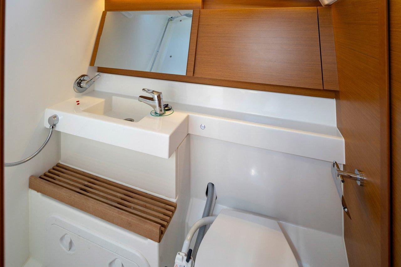Sun Odyssey 490 - 5 + 1 cab., picture 18