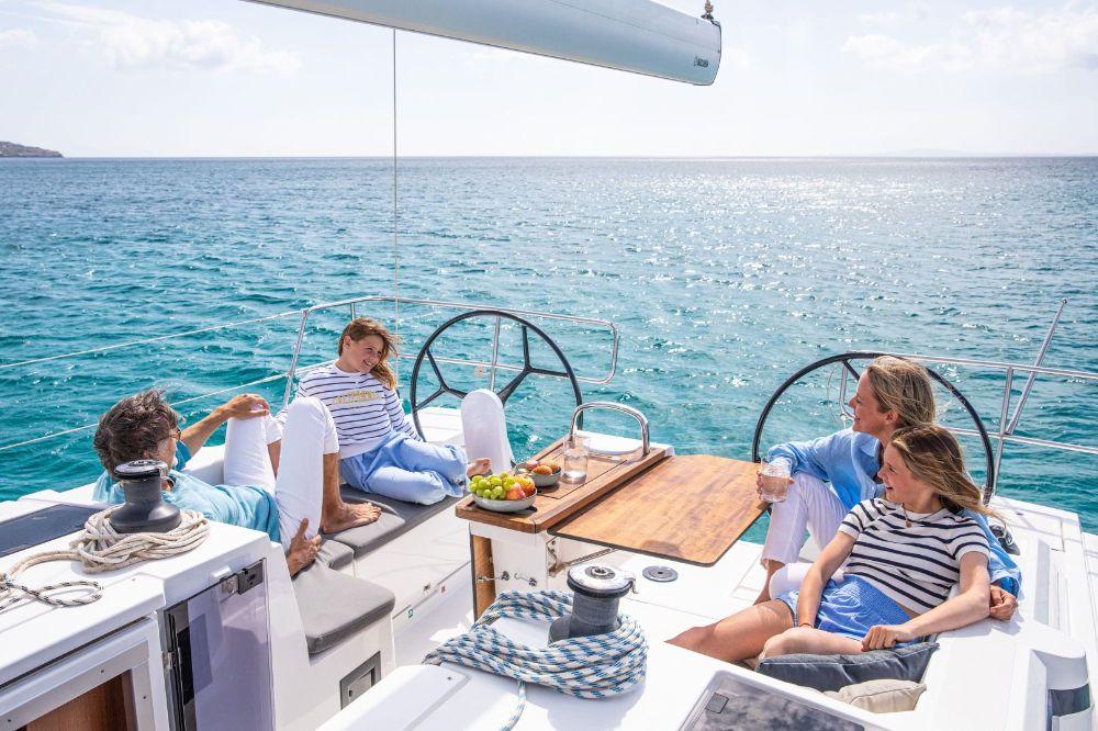 Bavaria C42 Style, picture 4