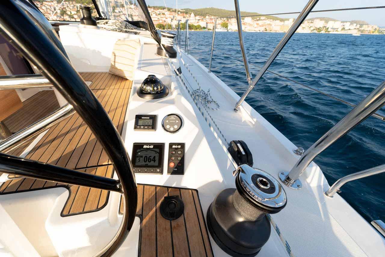 Bavaria C42, picture 15