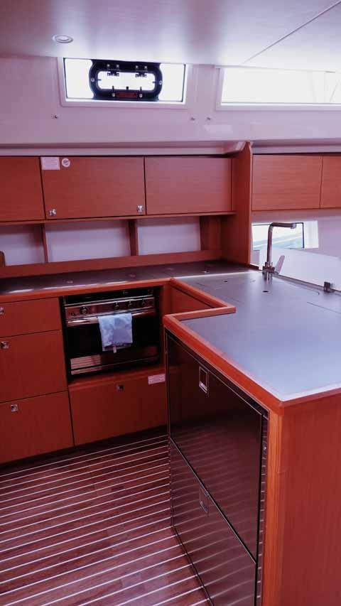 Bavaria C50 Style - 5 + 1 cab., picture 12