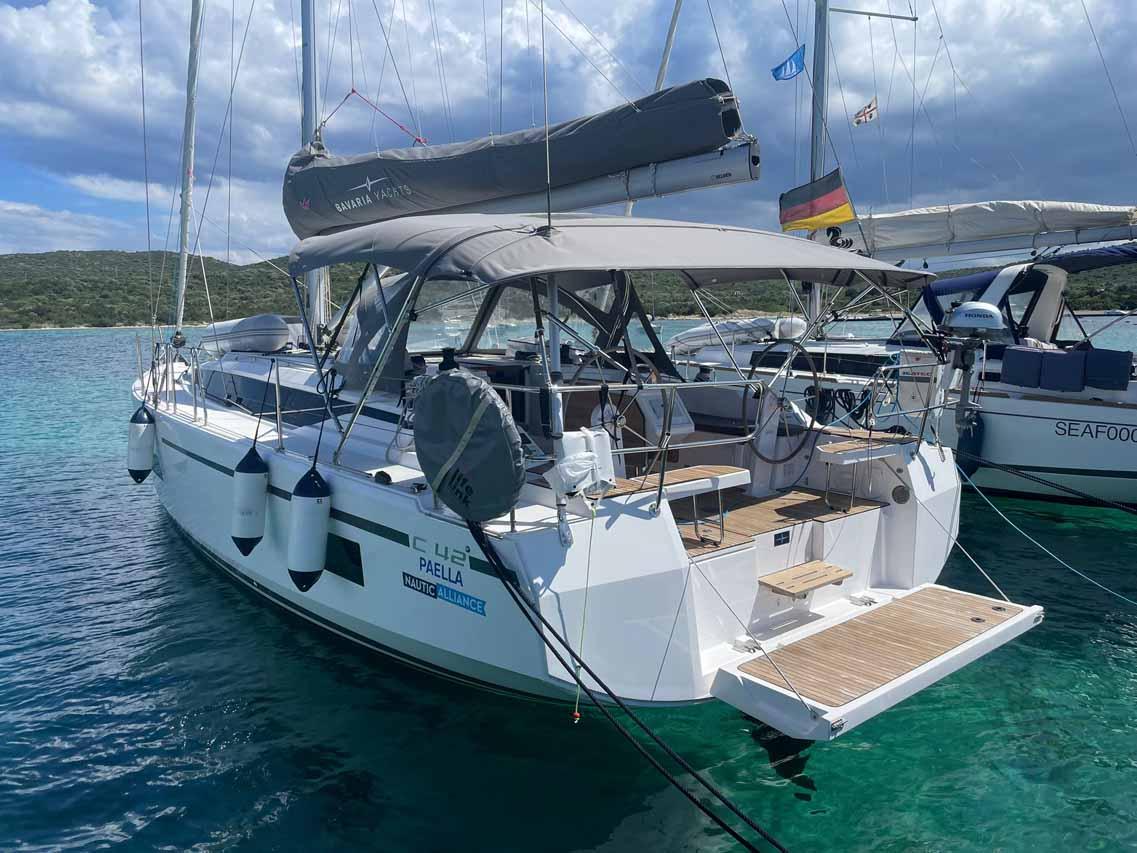 Bavaria C42, picture 3