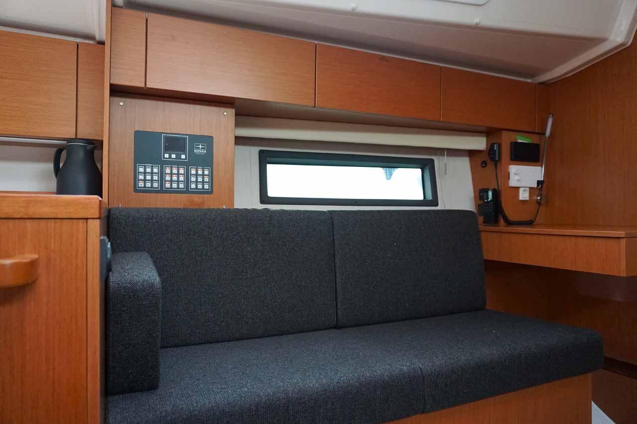 Bavaria C42, picture 12