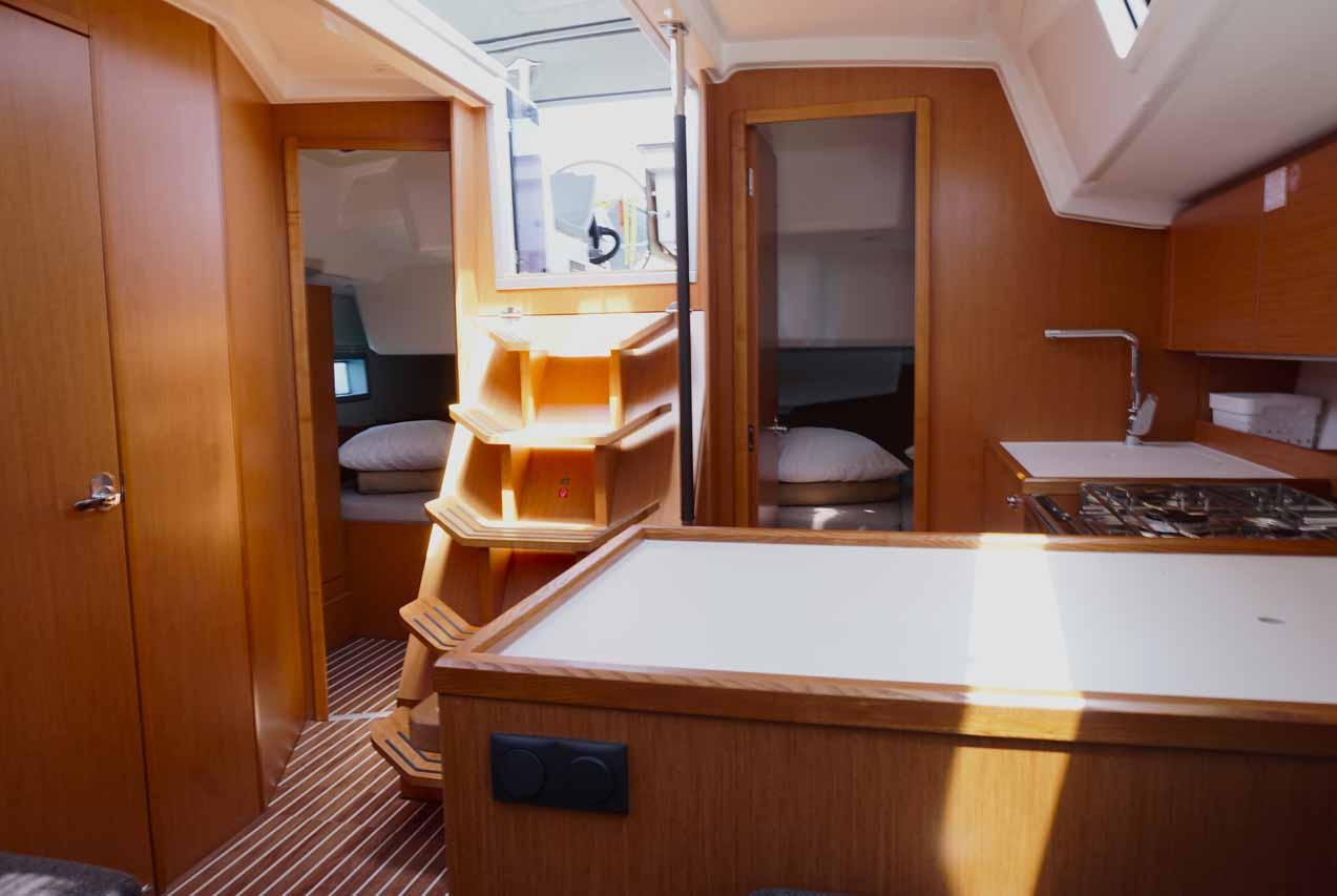 Bavaria C38, picture 13