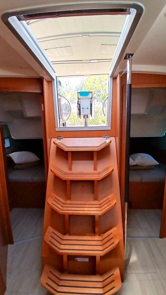 Bavaria C38, picture 12