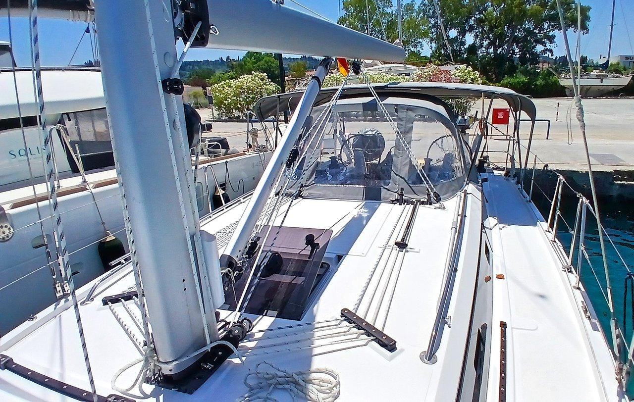 Bavaria C38, picture 5