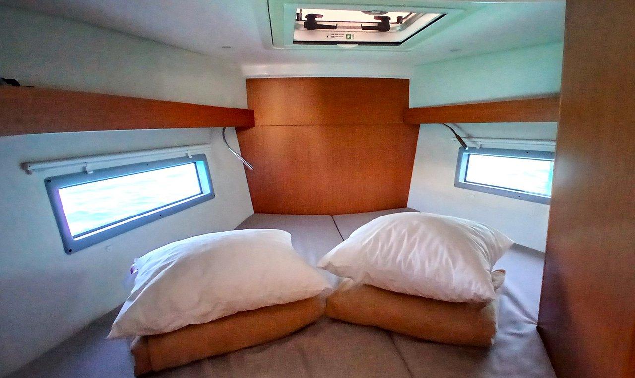 Bavaria C38, picture 15