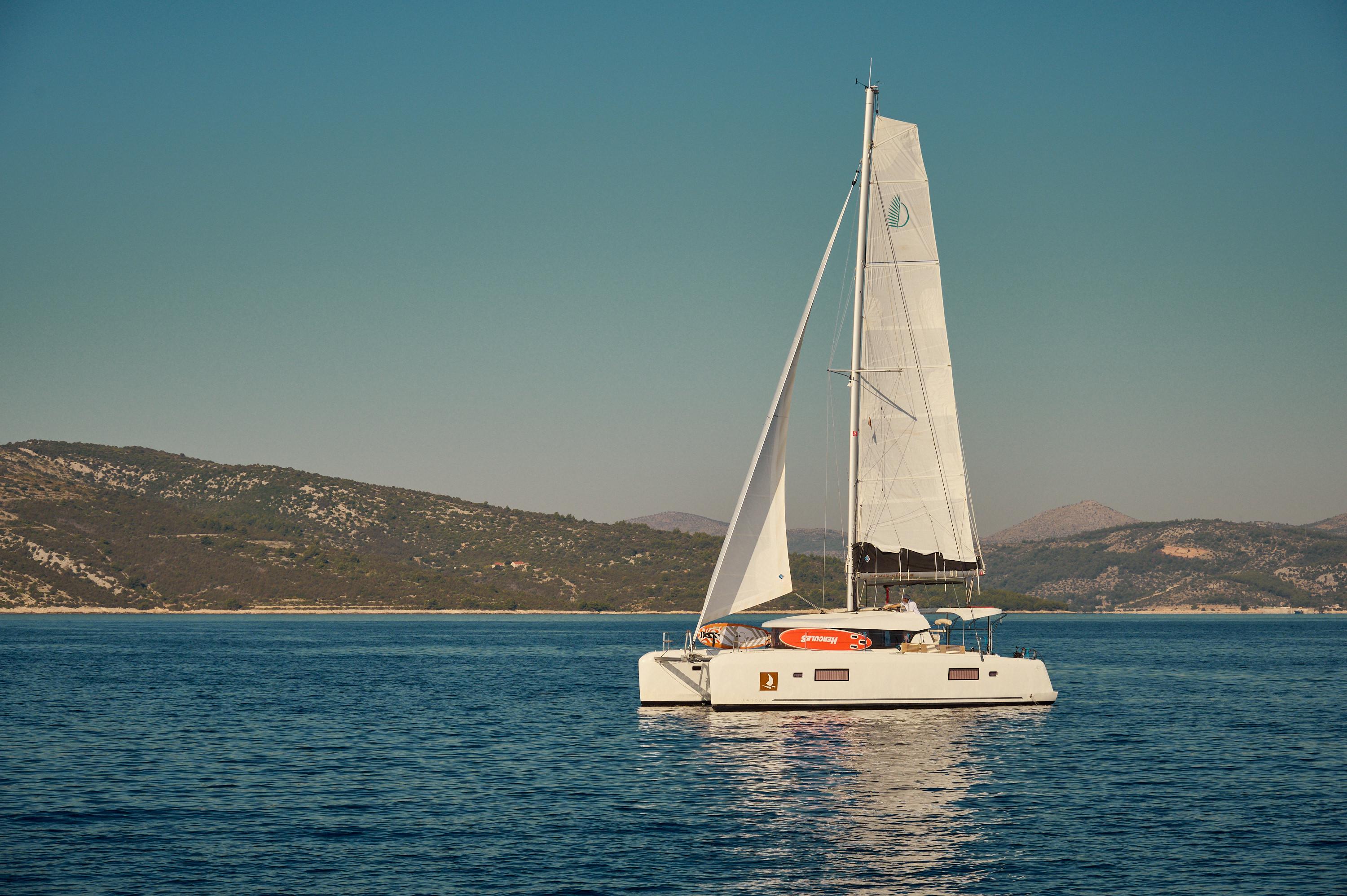 Lagoon 42 - 4 + 2 cab., picture 5