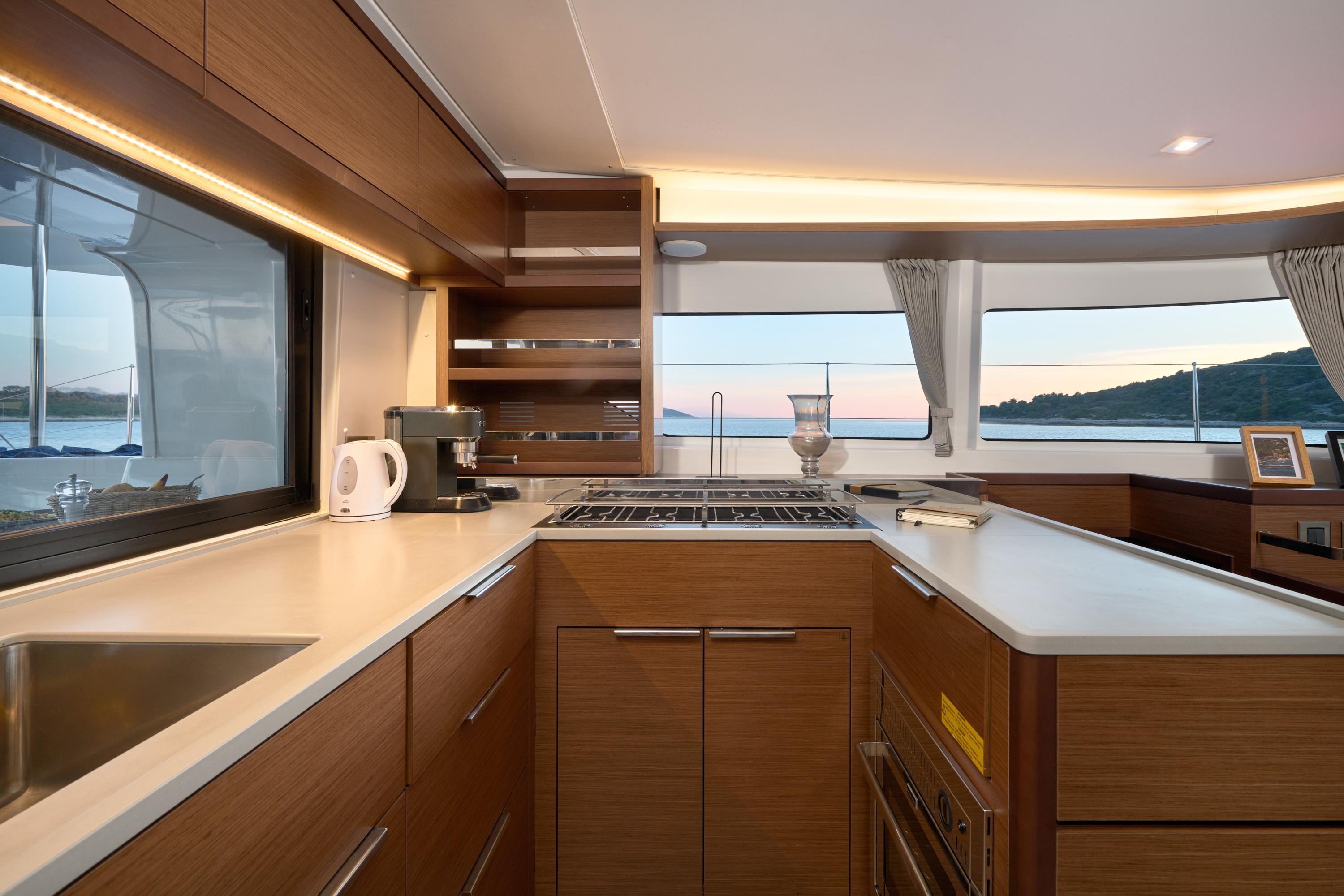 Lagoon 46 - 4 + 2 cab., picture 15