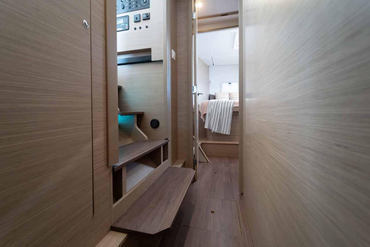 Lagoon 42 - 4 + 2 cab., picture 25